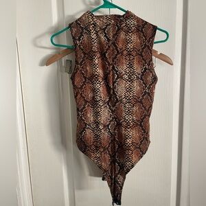 Discreet Snakeskin Bodysuit in Brown and Black